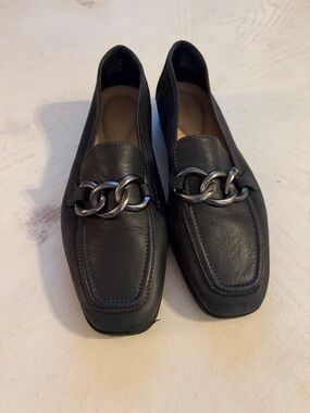 Clarks Black Leather Slip On Sarafyna Iris Loafers size 10 women’s